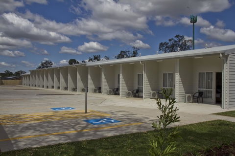 Kallangur Motel - QLD Tourism 12