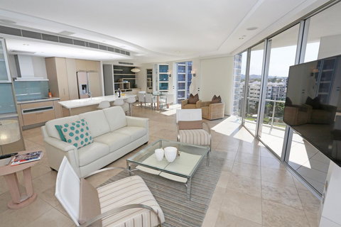 Oceans Mooloolaba - Queensland Tourism 5