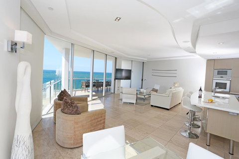 Oceans Mooloolaba - Queensland Tourism 3