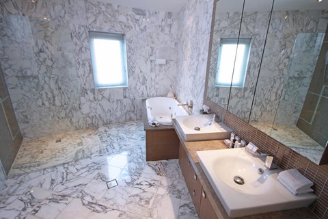 Oceans Mooloolaba - Queensland Tourism 34