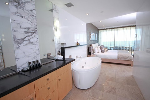 Oceans Mooloolaba - Queensland Tourism 10