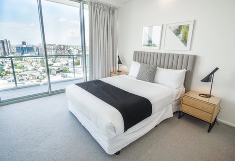 Belise Apartments - QLD Tourism 24