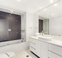 Luxury 5 Star Surfers Paradise Residences - Queensland Tourism