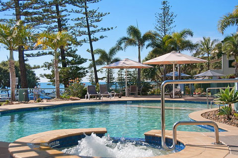The Norfolks On Moffat Beach - QLD Tourism 15