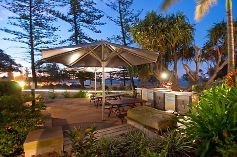 The Norfolks On Moffat Beach - QLD Tourism 21