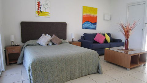 Waterview Airlie Beach - QLD Tourism 16