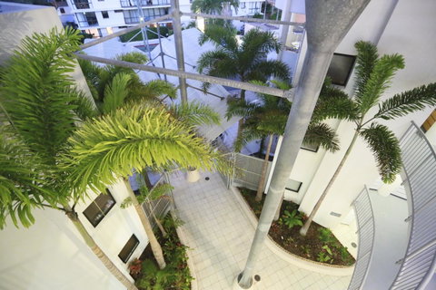 Beach Club Resort Mooloolaba - QLD Tourism 29