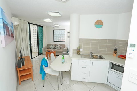 Beach Club Resort Mooloolaba - QLD Tourism 19
