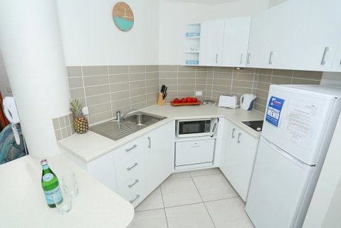 Beach Club Resort Mooloolaba - QLD Tourism 18