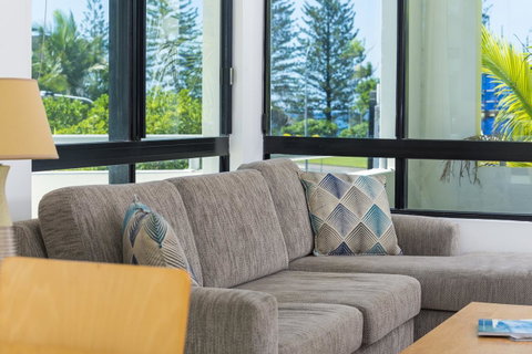 Beach Club Resort Mooloolaba - QLD Tourism 16
