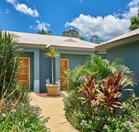Blue Summit Hideaway - QLD Tourism