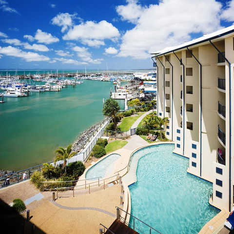 Mantra Hervey Bay - QLD Tourism 18