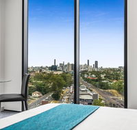 Essence Suites Taringa - QLD Tourism
