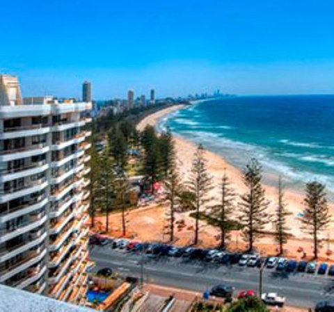 Burleigh Beach Tower - QLD Tourism 11