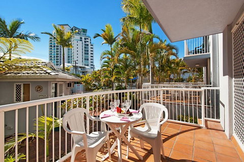 Champelli Palms Apartments - QLD Tourism 2