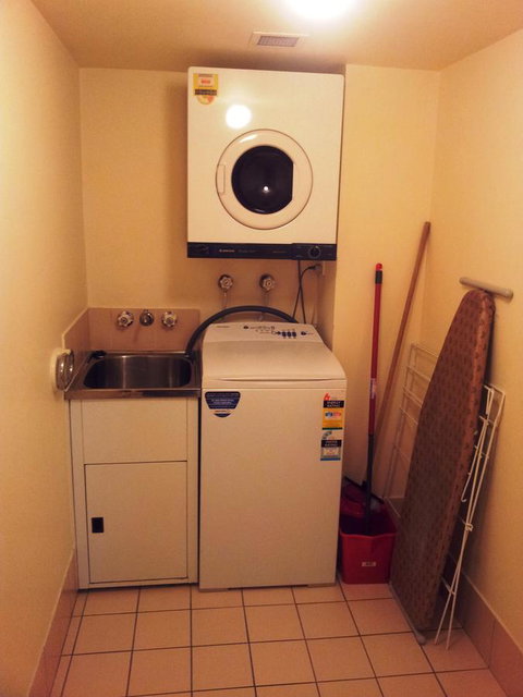 Champelli Palms Apartments - QLD Tourism 17