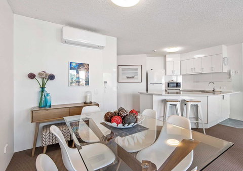 Sailport Mooloolaba Apartments - QLD Tourism 24