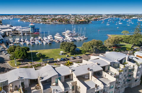 Sailport Mooloolaba Apartments - QLD Tourism 0