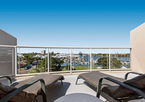 Sailport Mooloolaba Apartments - QLD Tourism 11