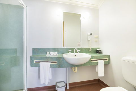 Downs Motel - QLD Tourism 8