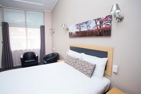 Downs Motel - QLD Tourism 17