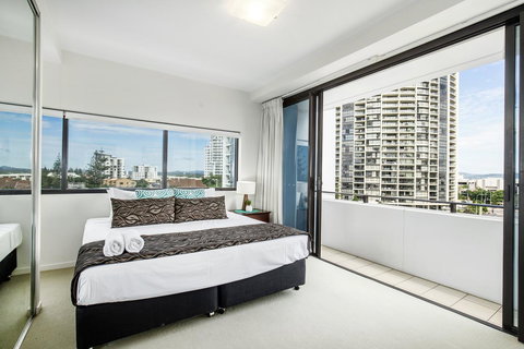 Ultra Broadbeach - Queensland Tourism 7