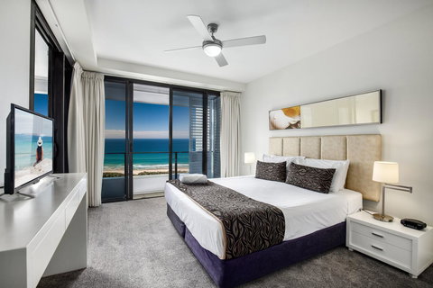 Ultra Broadbeach - Queensland Tourism 33