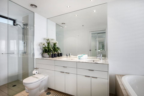 Ultra Broadbeach - Queensland Tourism 14