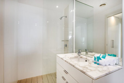 Ultra Broadbeach - Queensland Tourism 28