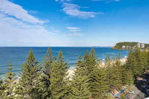 ULTIQA Burleigh Mediterranean Resort - QLD Tourism 8