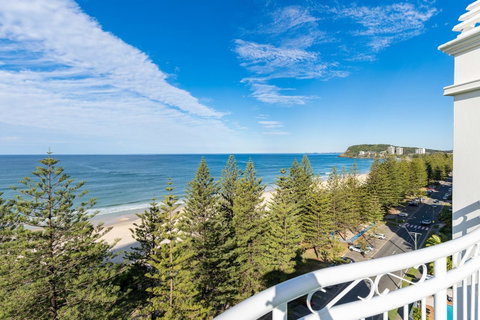 ULTIQA Burleigh Mediterranean Resort - QLD Tourism 7