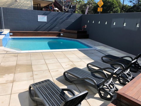 Northwind Beachfront Apartments - QLD Tourism 3