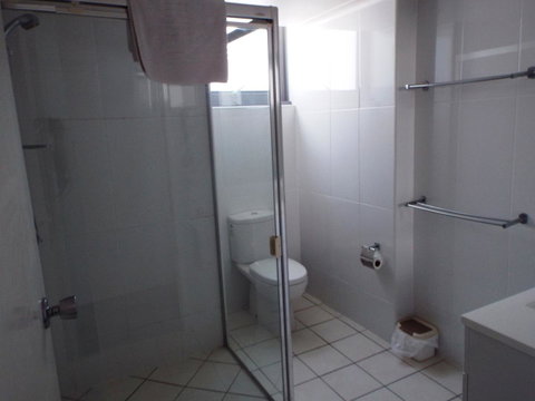 Northwind Beachfront Apartments - QLD Tourism 23