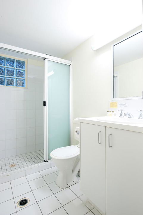 Aabon Apartments & Motel - QLD Tourism 38