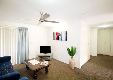 Aabon Apartments & Motel - QLD Tourism 17