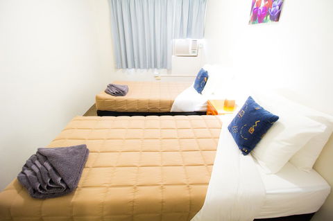 Aabon Apartments & Motel - QLD Tourism 19