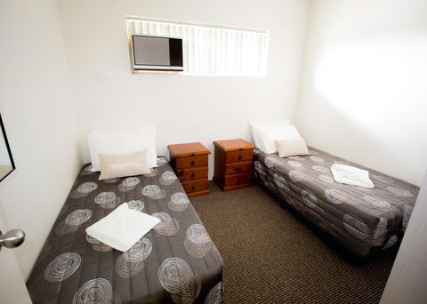 Aabon Apartments & Motel - QLD Tourism 28