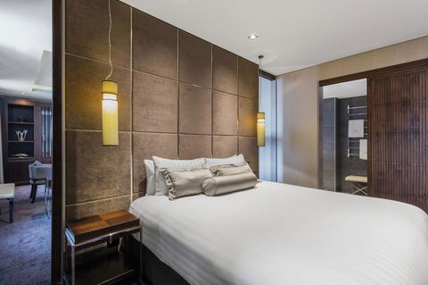 The Beetson Hotel -formerly Gambaro Hotel - QLD Tourism 30