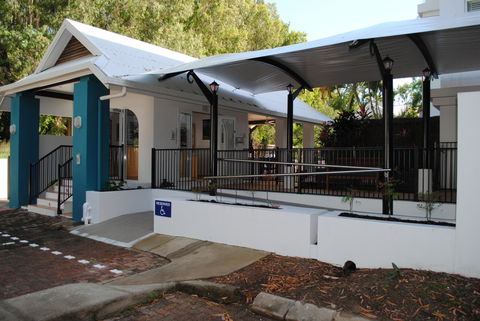 BeachView Apartments At Villa Paradiso - Queensland Tourism 24