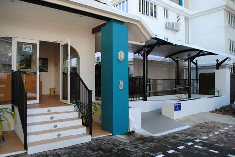 BeachView Apartments At Villa Paradiso - Queensland Tourism 17