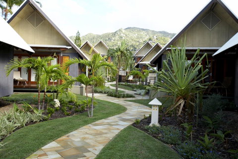 Pure Magnetic Villa 4 - QLD Tourism 7