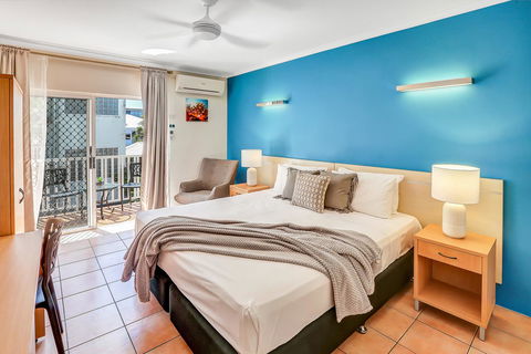 Coral Tree Inn - Queensland Tourism 0