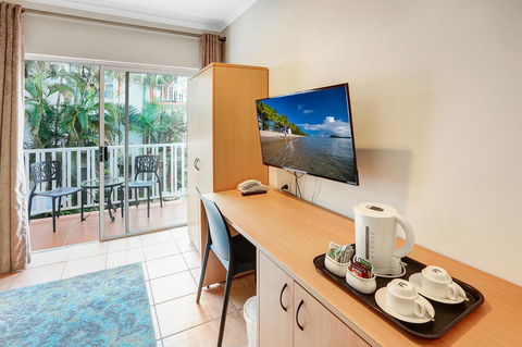 Coral Tree Inn - Queensland Tourism 12