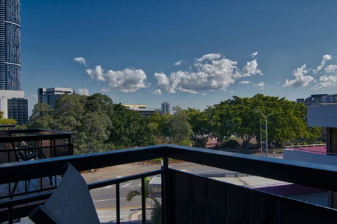Soho Brisbane - QLD Tourism 9