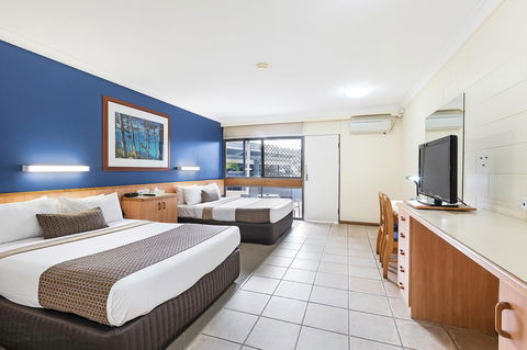 Reef Gateway Hotel - QLD Tourism 4