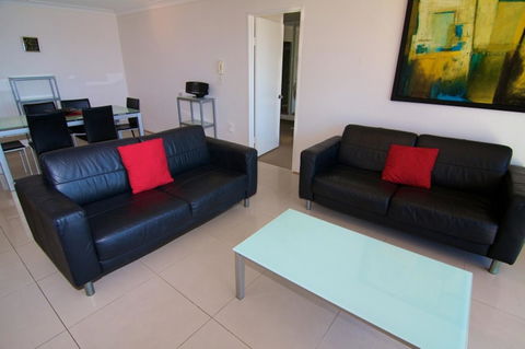 Pacific Plaza Apartments - QLD Tourism 31