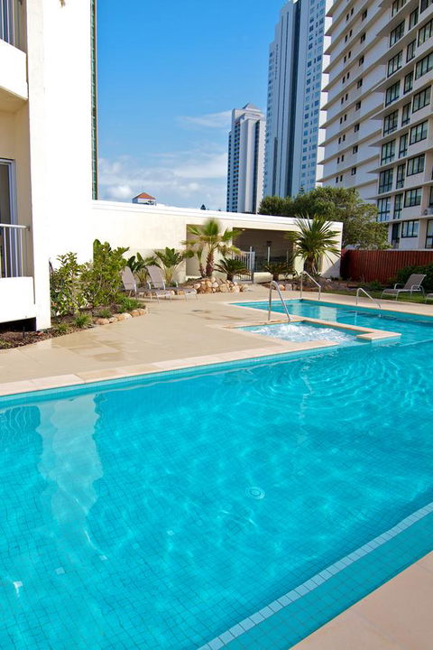 Pacific Plaza Apartments - QLD Tourism 37