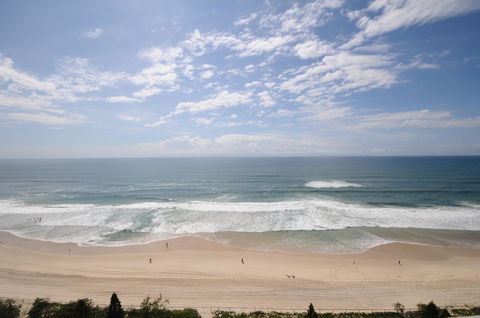 Pacific Plaza Apartments - QLD Tourism 22