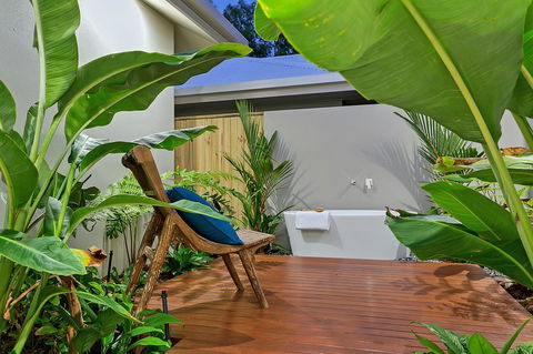 Oceans Edge Holiday Home - QLD Tourism 9