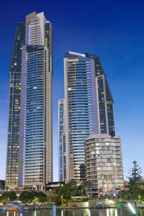 Holiday Holiday Circle On Cavill Apartments - QLD Tourism 28